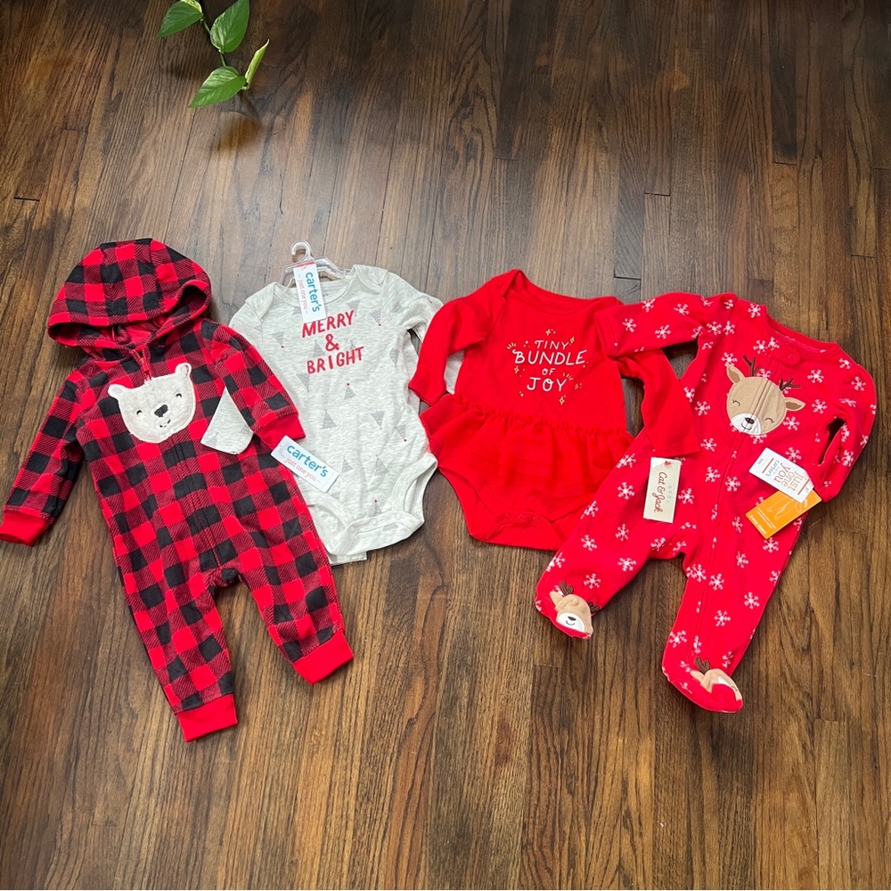 NEW WITH TAGS Holiday Baby Bundle 6M